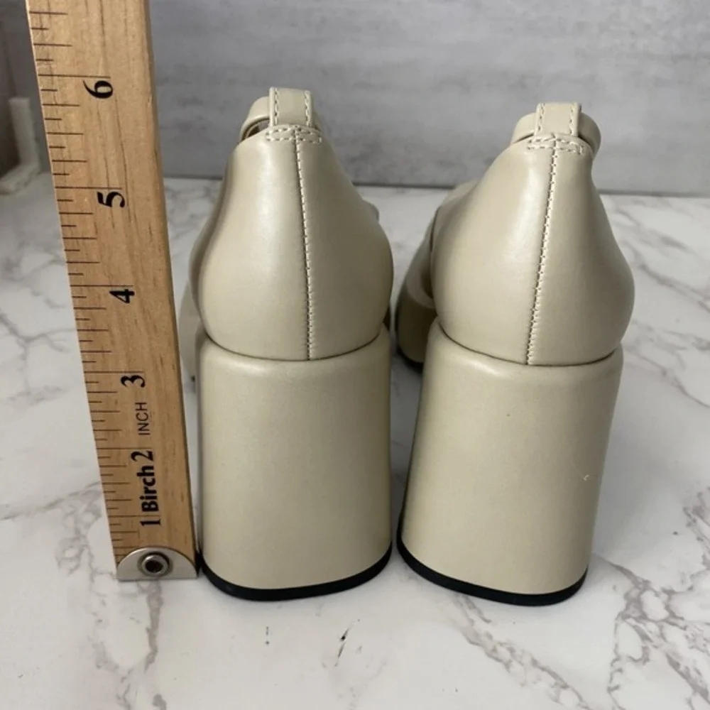 NEW Charles & Keith Monique Ankle-Strap Platform Pumps Sz 35 US 5 Nude Mary Jane